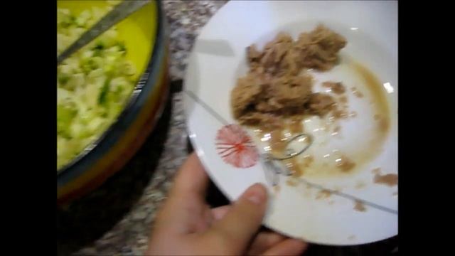 طريقة عمل السلطة الروسية مع التونة смотреть онлайн
