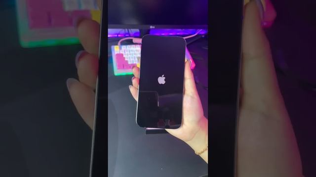 Купила айфон 21 февраля — выиграла эту жизнб 🤣 #обзор #распаковка смотреть онлайн