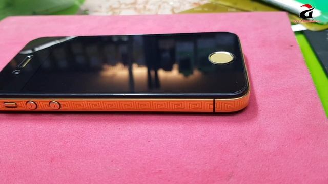 Năm 2020 Vẫn Trên Tay iphone 4S Mạ Vàng 24k - ios 6.1! смотреть онлайн