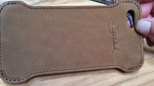 Saddleback Leather IPhone 6 Plus case смотреть онлайн