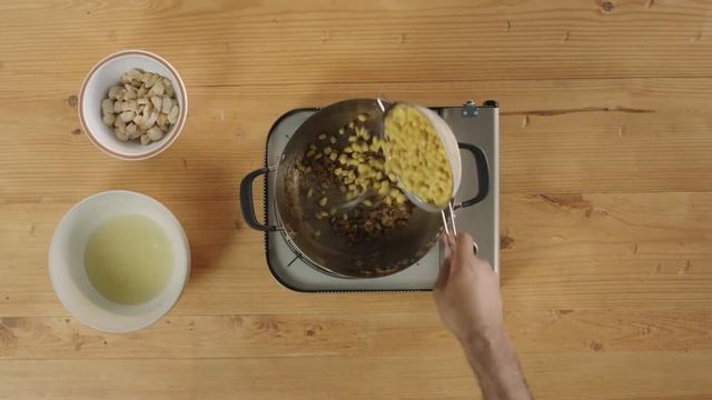Apple Corn Chili смотреть онлайн