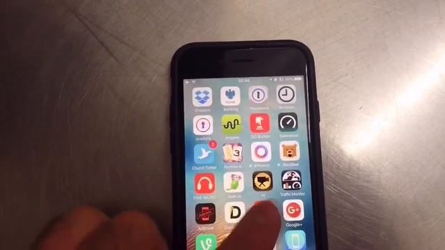 How to Jailbreak over the air via iPastore смотреть онлайн