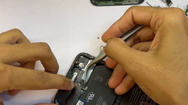 Iphone x charging problem #iphone #apple #shortsvides #youtubeshortsvideo #phonefix смотреть онлайн