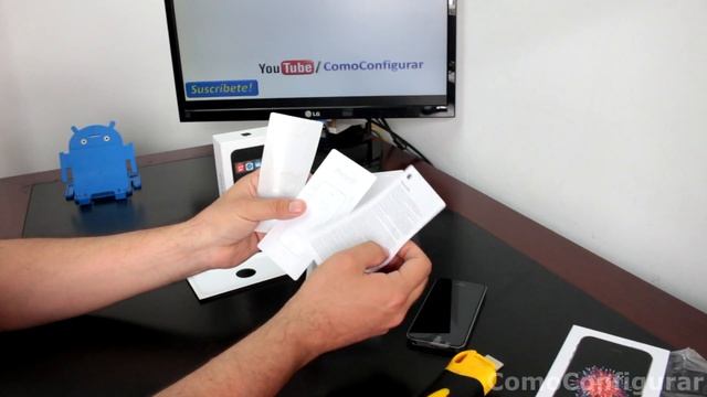 iPhone SE Contenido De La Caja Unboxing en Español смотреть онлайн