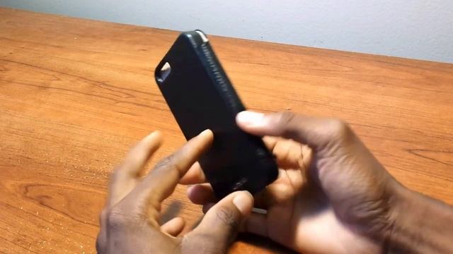 Unboxing: Labato Folio Cover Case for iPhone 5 (Color: Black) | GeekHelpingHand смотреть онлайн