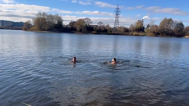 Моржевание в Перми в октябре