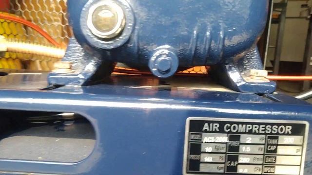 Air Compressor 200L смотреть онлайн