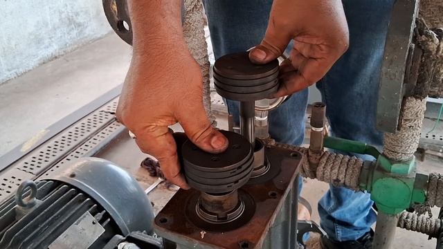 Reciprocating compressor |compressor मेंटेनेंस इन हिंदी || air compressor || piston ring смотреть онлайн
