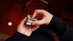 Простейший фокус с картами для новичков, который ты повторишь