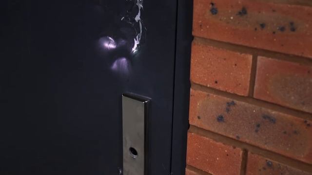 Latham's Ultra Door Promo Video смотреть онлайн