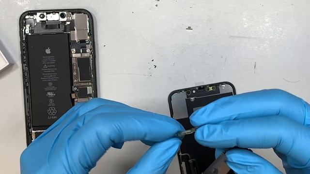 iPhone 11 Front Screen Replacement смотреть онлайн