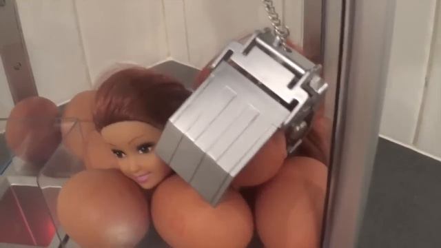 How To Win From a Claw Machine смотреть онлайн