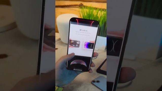 По лбу не дало 😅 #ios #iphone #subscribe #fishki смотреть онлайн