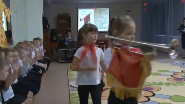 К 100 летию ВЛКСМ дс Рыбка