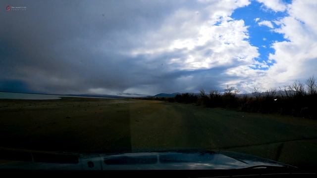 DESERT CAR DRIVE 4K - Fun Car drive in the desert of Nevada on a rainy day, Nevada scenic drives смотреть онлайн