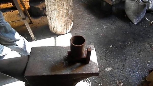 завиток из полосы ковка