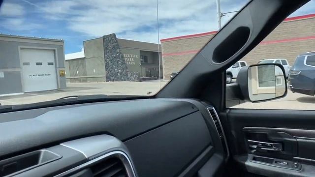 2024 Ram 1500_Classic Warlock 4x4 Quad Cab 64 Box WY Fort Collins, Greeley, Laramie, Casper смотреть онлайн