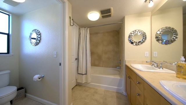 Cupertino Living by the Apple spaceship at 19507 Stevens Creek Blvd смотреть онлайн