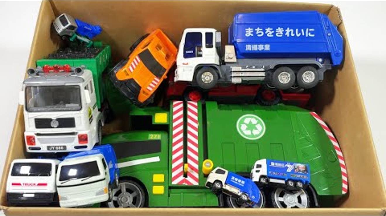Я собрал различные игрушки для мусоровозов в большую коробку смотреть онлайн