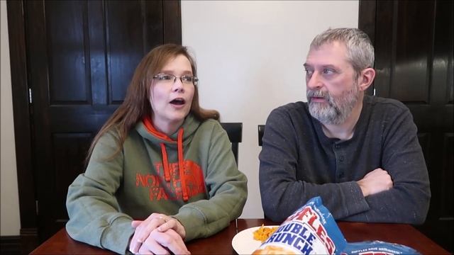 Ruffles: Double Crunch Spicy Cheddar Jack, Sweet & Smoky BBQ, Flamin’ Hot BBQ Review смотреть онлайн