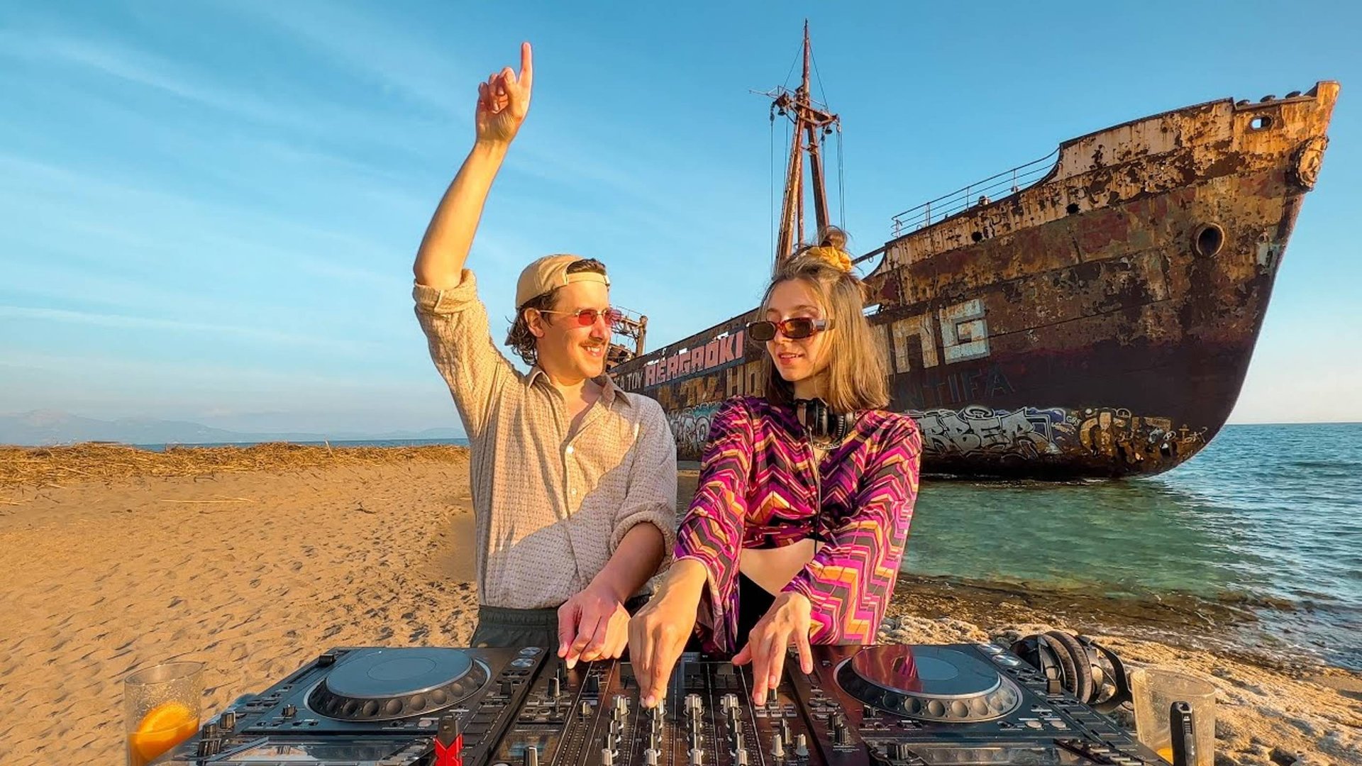 Flavour Trip | Funky Disco House Music Mix - Seaside Sunset Picnic