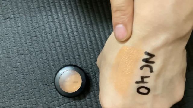MAC STUDIO FINISH SPF 35 CONCEALER NC40 #NC40 #MAC смотреть онлайн