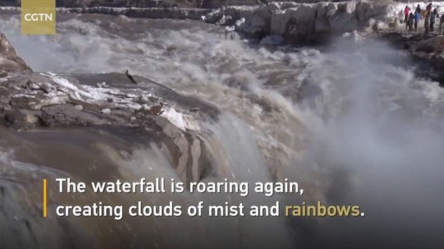 Yellow River's largest waterfall reopens with rainbows after ice thaws смотреть онлайн