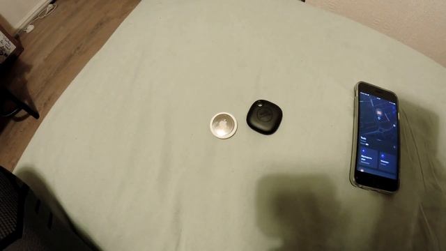 Apple AirTag Vs Samsung SmartTag (soundtest) Сравнение меток по звуку