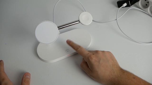NAJLEPSZA ŁADOWARKA INDUKCYJNA 3W1 DO TWOJEGO APPLE? Tech-Protect A12 смотреть онлайн