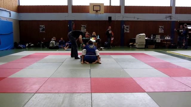 KATRIN WELKER RFS TEAM SUBMISSAO BJJ/GRAPPLING CHALLENGE 2012 смотреть онлайн