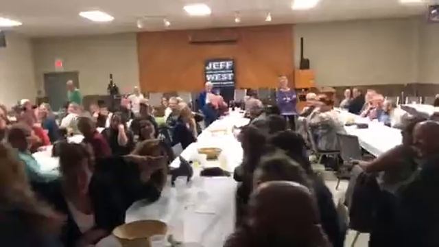 Canada’s most requested stage hypnotist Jeff West смотреть онлайн
