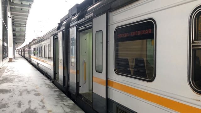 ЭД4М-0475 ЦППК Перекраска Наше Подмосковье На станции Очаково смотреть онлайн