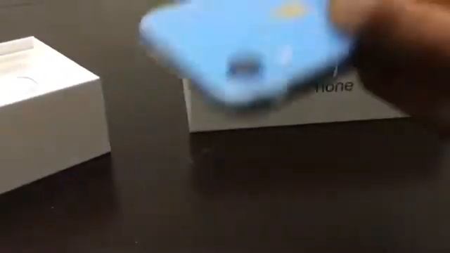 iPhone XR unboxing!!! смотреть онлайн