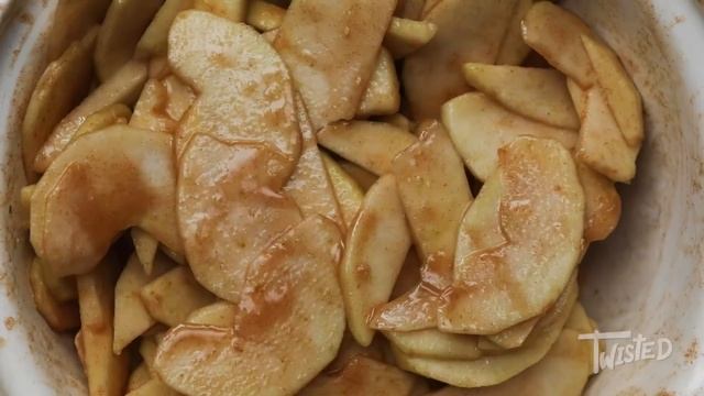 How To Make A Snickerdoodle Apple Pie смотреть онлайн