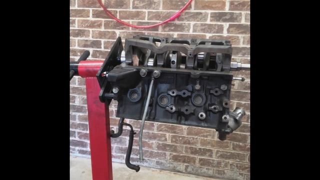 Z31 Ep 1 Cleaning the block and test fitting the crankshaft смотреть онлайн