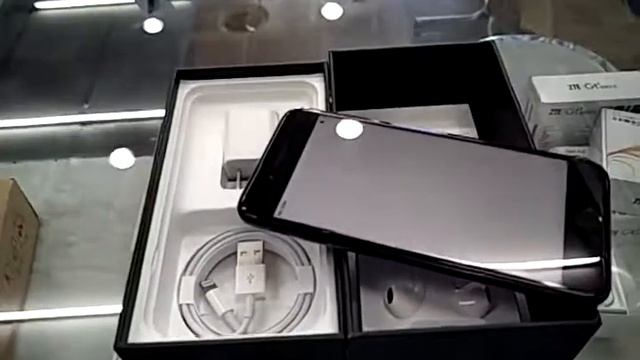 Teng騰宇※已開通實展機IPhone 7 4.7 128GB攜碼台灣之星 4G-799(30)手機只要10399可換機 смотреть онлайн