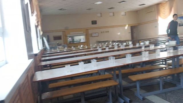 Дежурство в школьной столовке смотреть онлайн