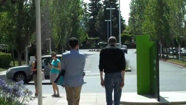 Steve Jobs at 1 Infinite Loop Apple headquarters смотреть онлайн