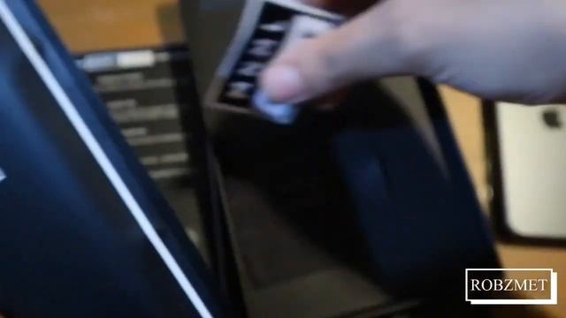 iPhone 11 Pro MNML Case - Super Slim Phone Case смотреть онлайн
