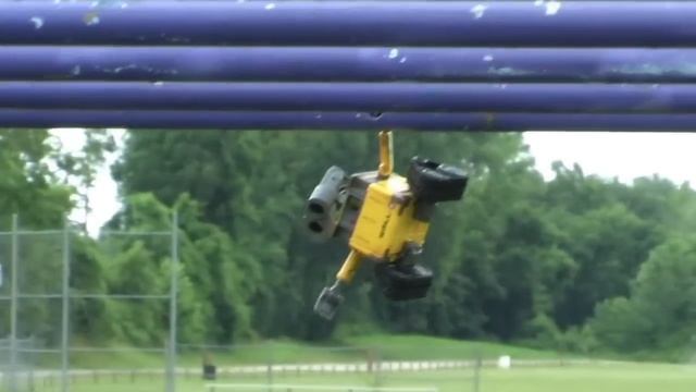 Wall-E Down To Earth смотреть онлайн