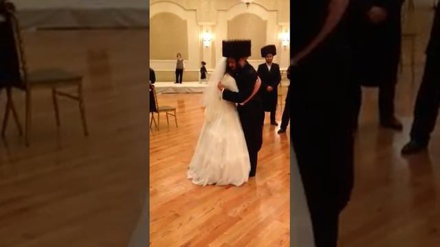 Eli's mitzvah tantz смотреть онлайн