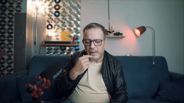 Apple Vision Pro: il visore non è come può sembrare смотреть онлайн