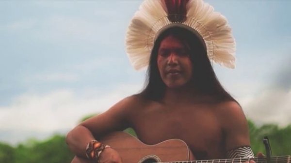 Paka Yawanawá - Cantos tradicionais Yawanawá na Aldeia Yawarani - Acre (1)