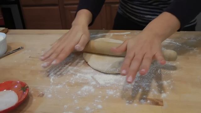 How to Make Homemade Apple Pie from Scratch - Recipe by Laura Vitale - Laura in the Kitchen Ep. 74 смотреть онлайн