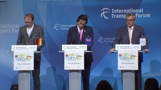 Press Conference with Alexander Dobrindt смотреть онлайн