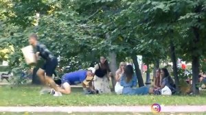 ДЕВУШКИ ЦЕЛУЮТСЯ ВЗАСОС ЭДВАРД БИЛ ПРАНКИ.