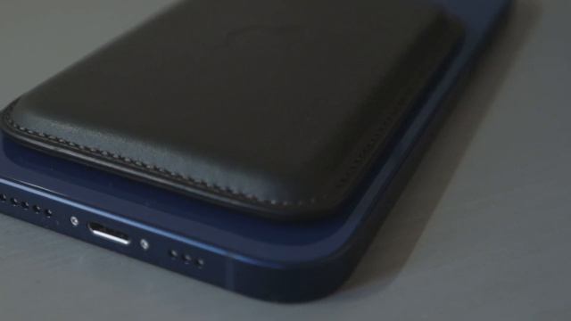 MagSafe Leather Wallet - Mein Fazit nach 7 Tagen -HÄLT es oder FÄLLT es? смотреть онлайн