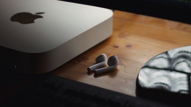 M1 Mac Mini in 2023: Hidden Gem! смотреть онлайн