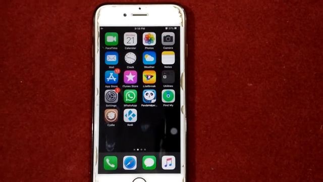How to Hide or Disable App Library on iPhone in iOS 14 смотреть онлайн