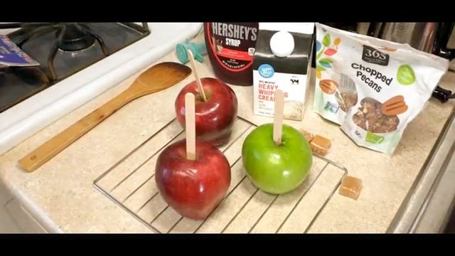 How To Make My Decadent Delicious Fall Harvest Caramel Chocolate Apples! смотреть онлайн